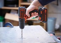 Дриль-шуруповерт акумуляторний BLACK+DECKER BDCD18