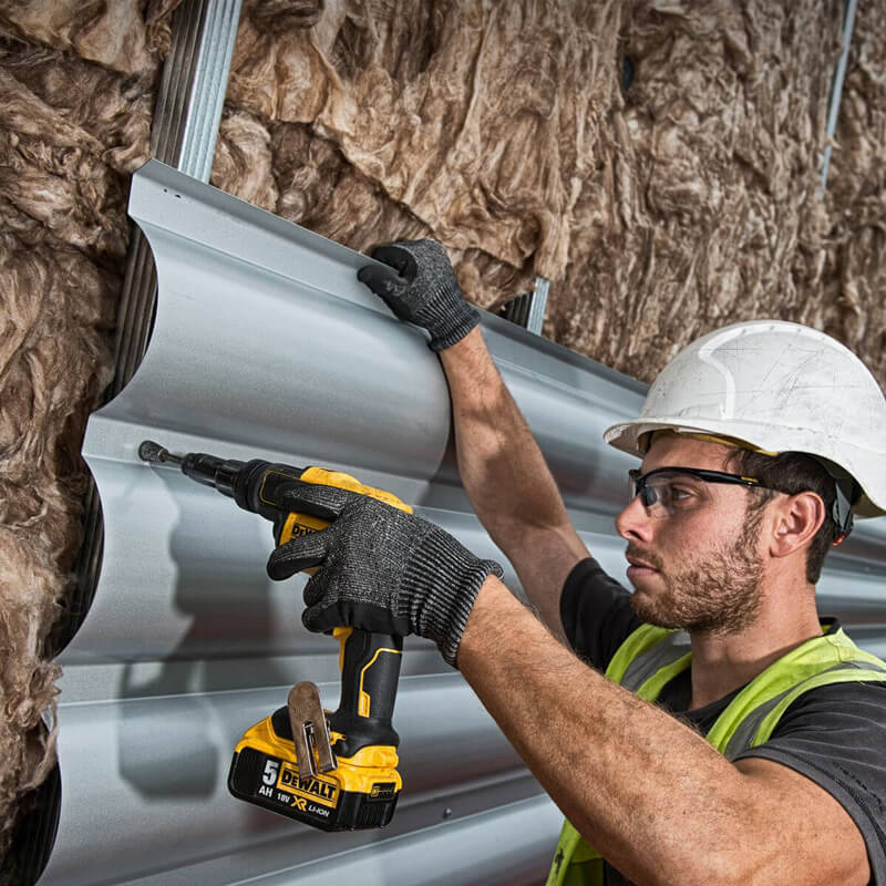 Шуруповерт акумуляторний безщітковий DeWALT DCF622N