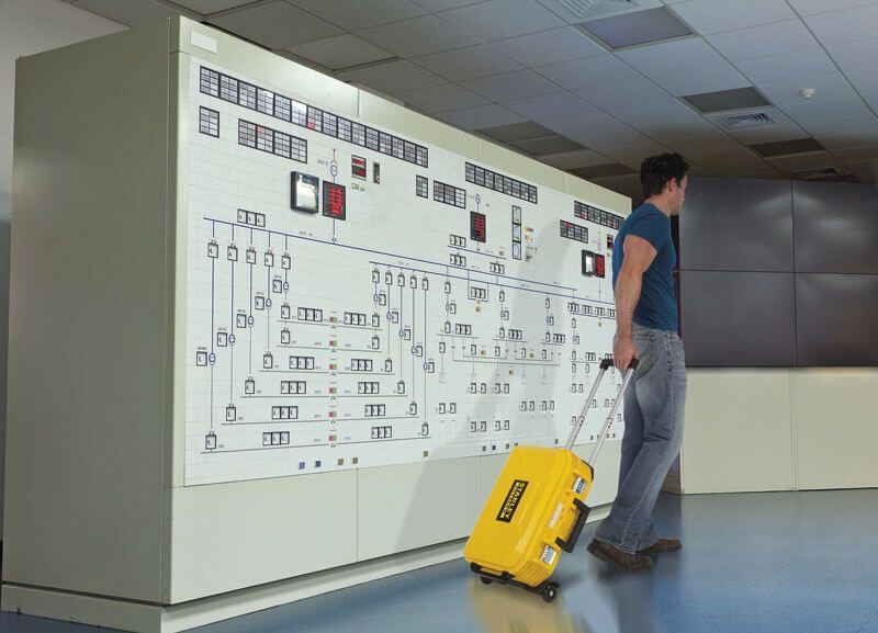 Ящик техніка FATMAX®, 540 х400 х 435 мм, армований скловолокном, оснащений колесами STANLEY FMST1-72383