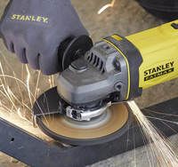 Шліфмашина кутова - болгарка акумуляторна STANLEY FATMAX SFMCG400B