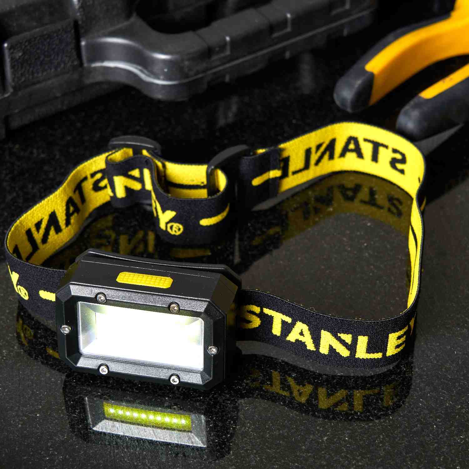 Ліхтар налобний STANLEY SXLS50107E