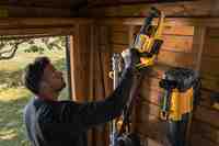 Кущоріз акумуляторний DeWALT DCMHT564N