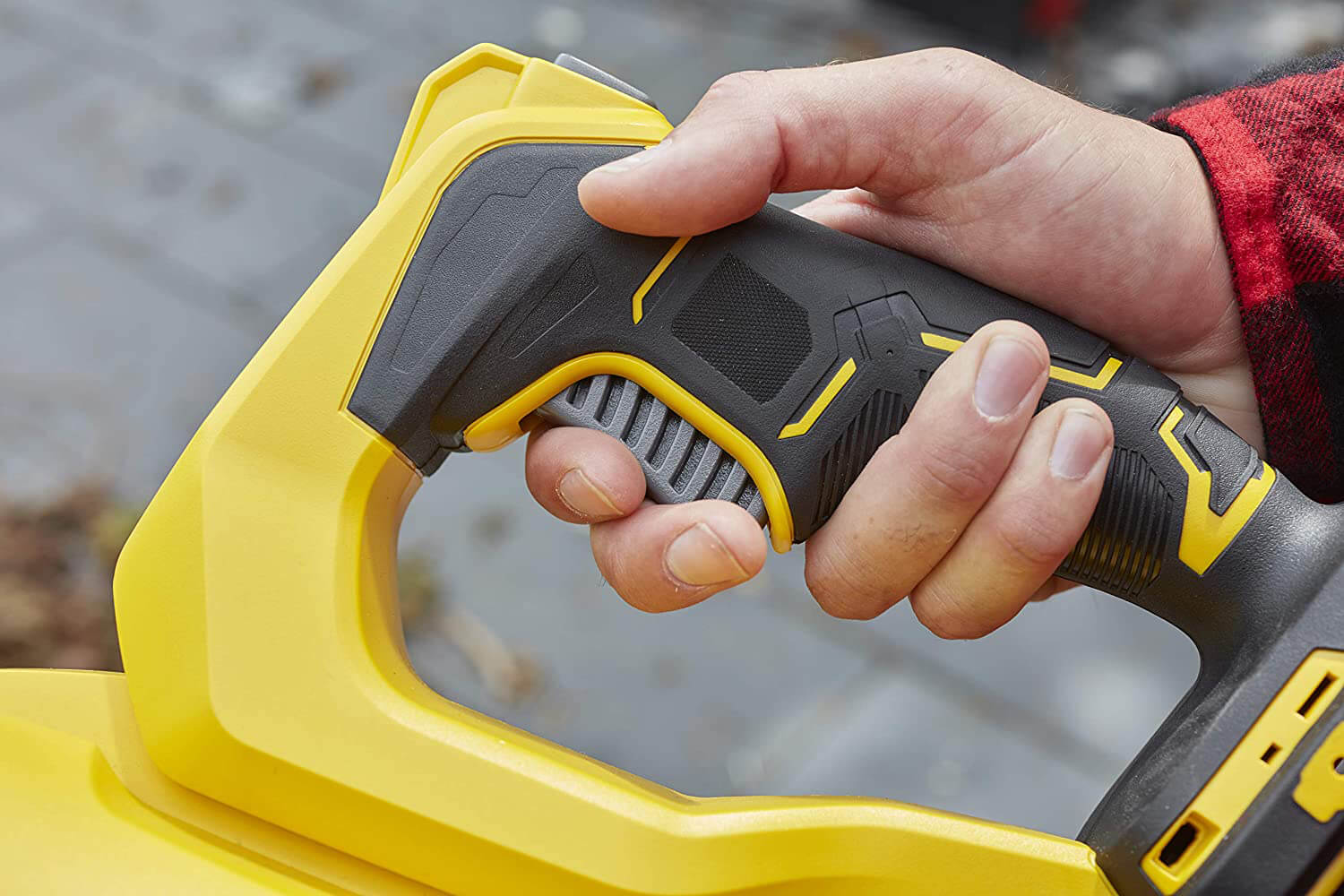 Газонокосарка самохідна акумуляторна безщіткова STANLEY FATMAX SFMCMWS251M+SFMCBL7M1