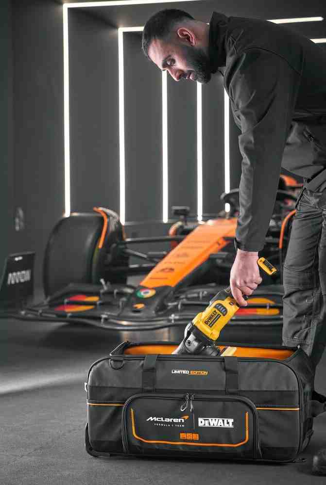 Сумка для інструмента McLaren DeWALT DWST83522-9