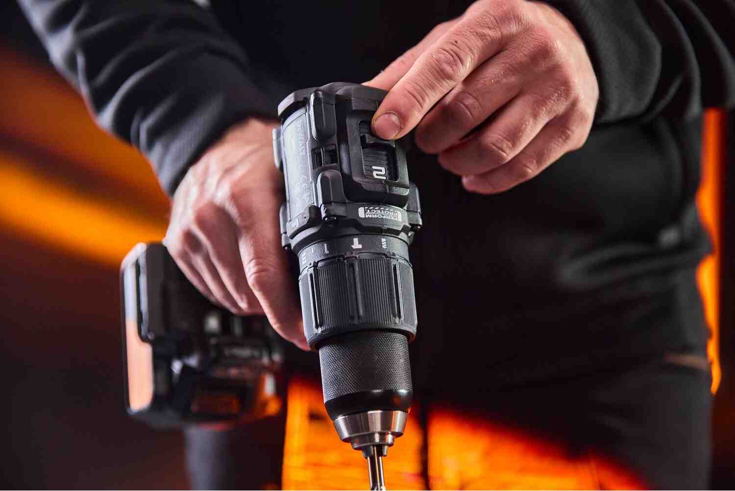 Дриль-шурупокрут ударний McLaren F1 TEAM SPECIAL EDITION DeWALT DCD86MM2T